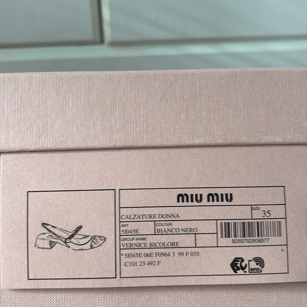 Miu Miu Shoes - Picture 10 of 10